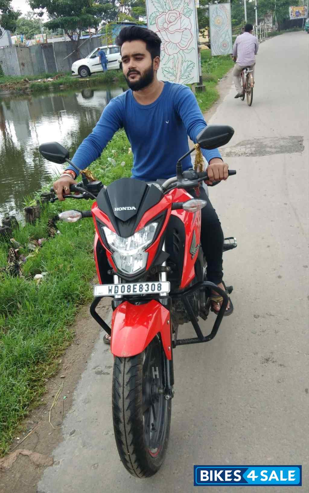 Honda CB Hornet 160R