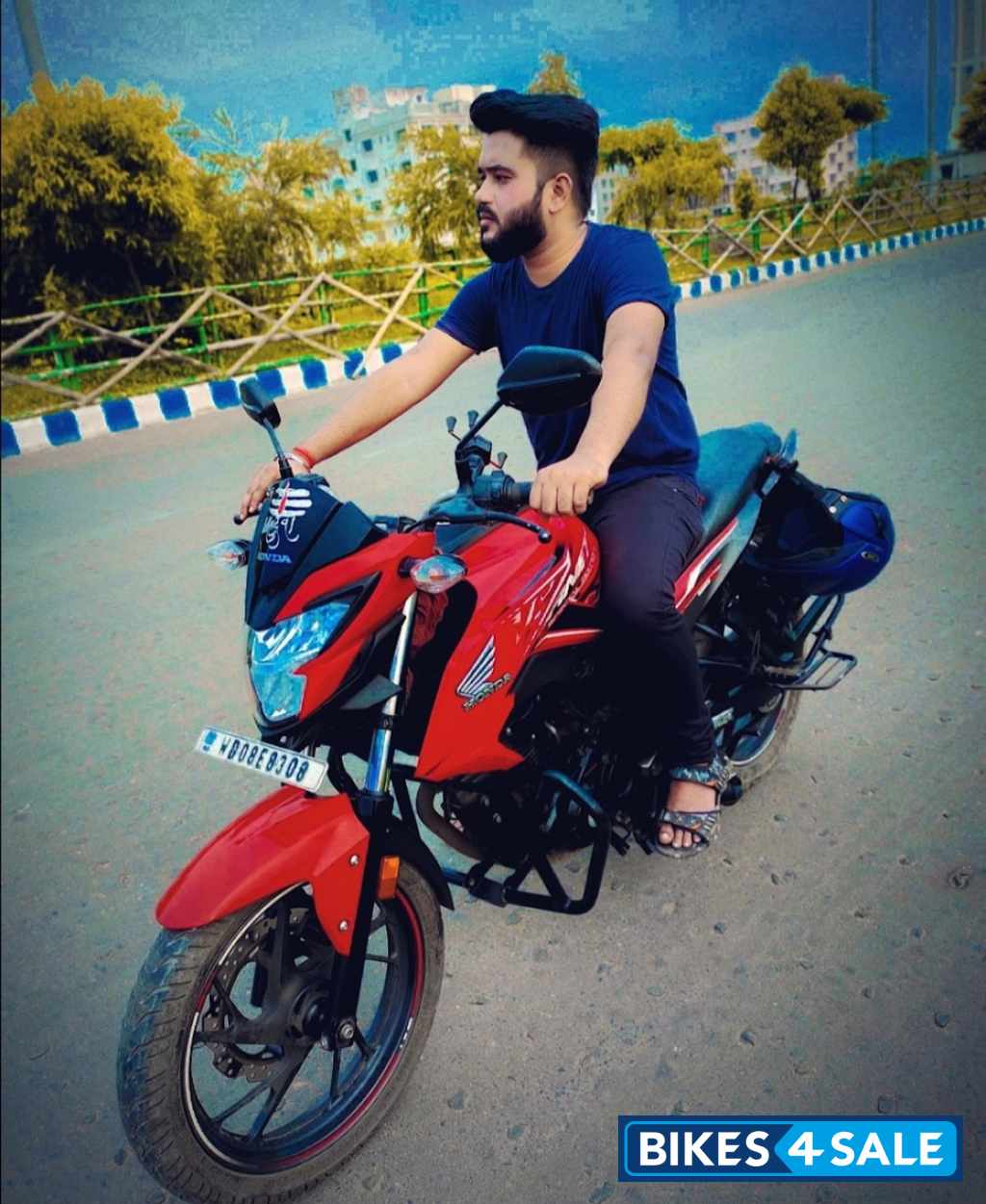 Honda CB Hornet 160R