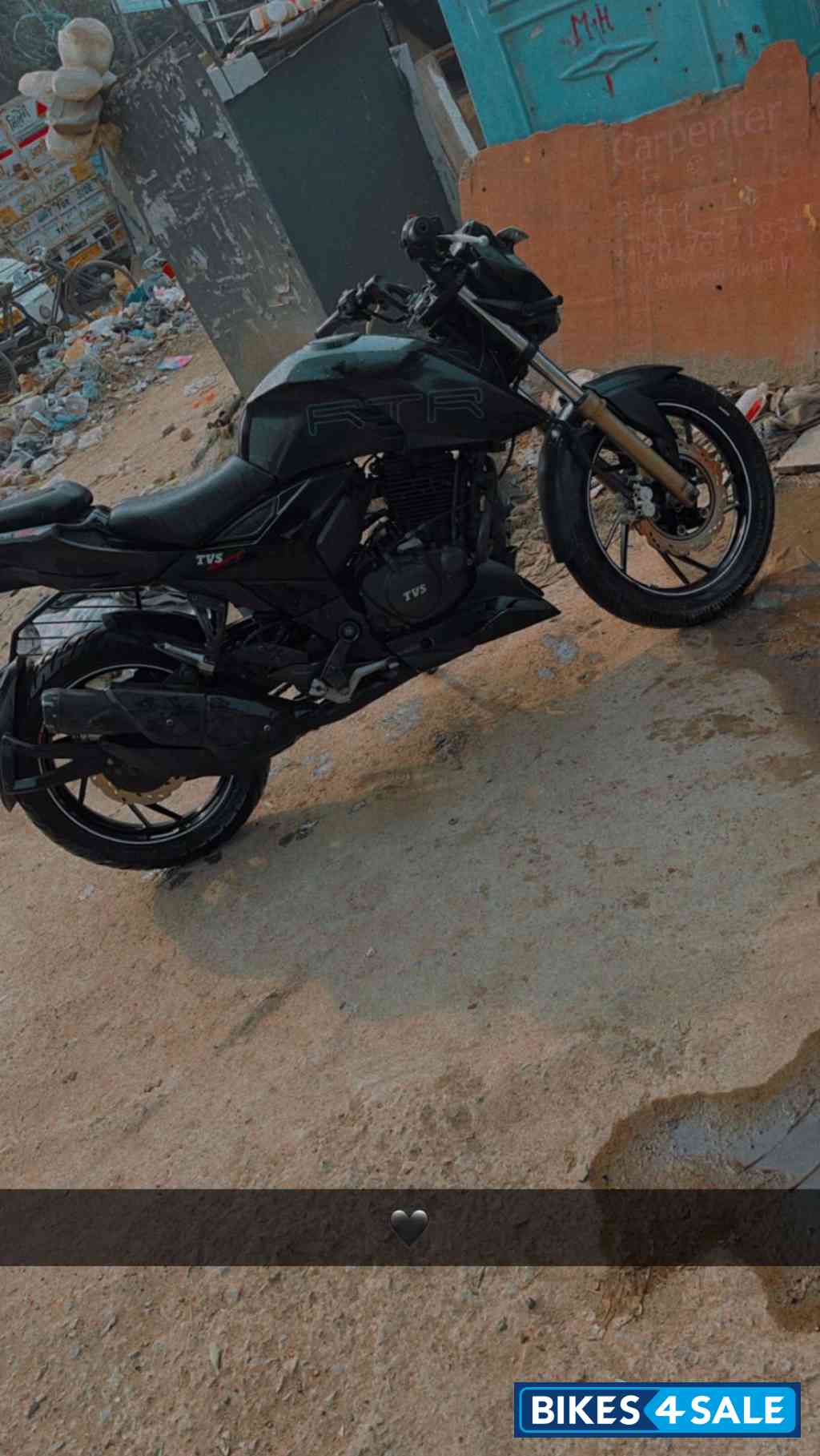 TVS Apache RTR 200 4V