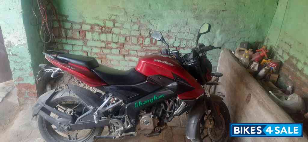 Bajaj Pulsar 200 NS