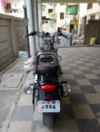 Uburn Black Bajaj Avenger Cruise 220