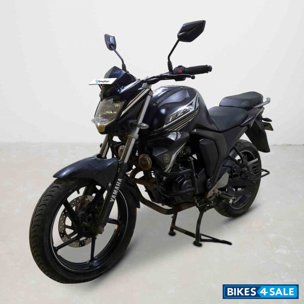 Yamaha FZ-S