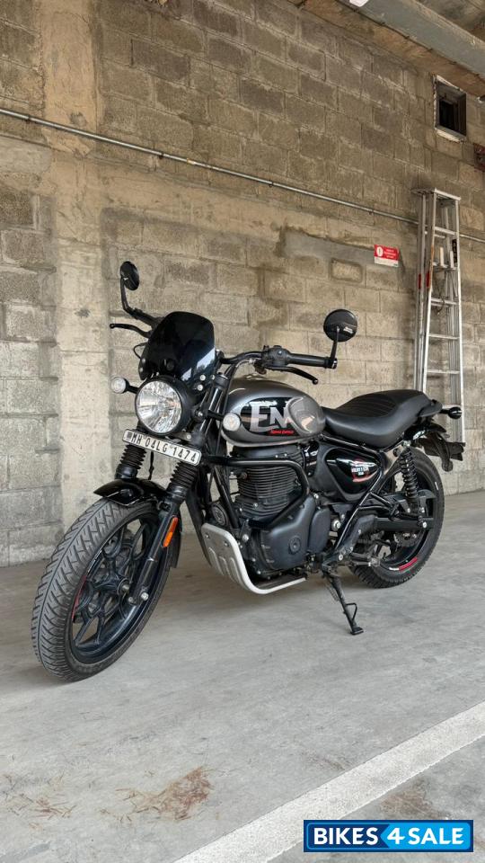 Royal Enfield Hunter 350 Metro