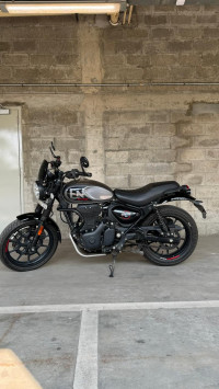 Royal Enfield Hunter 350 Metro