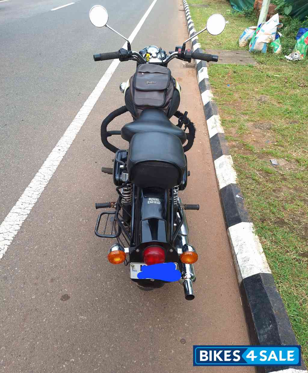 Black Royal Enfield Classic 350