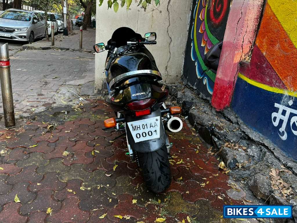 Black Suzuki Hayabusa