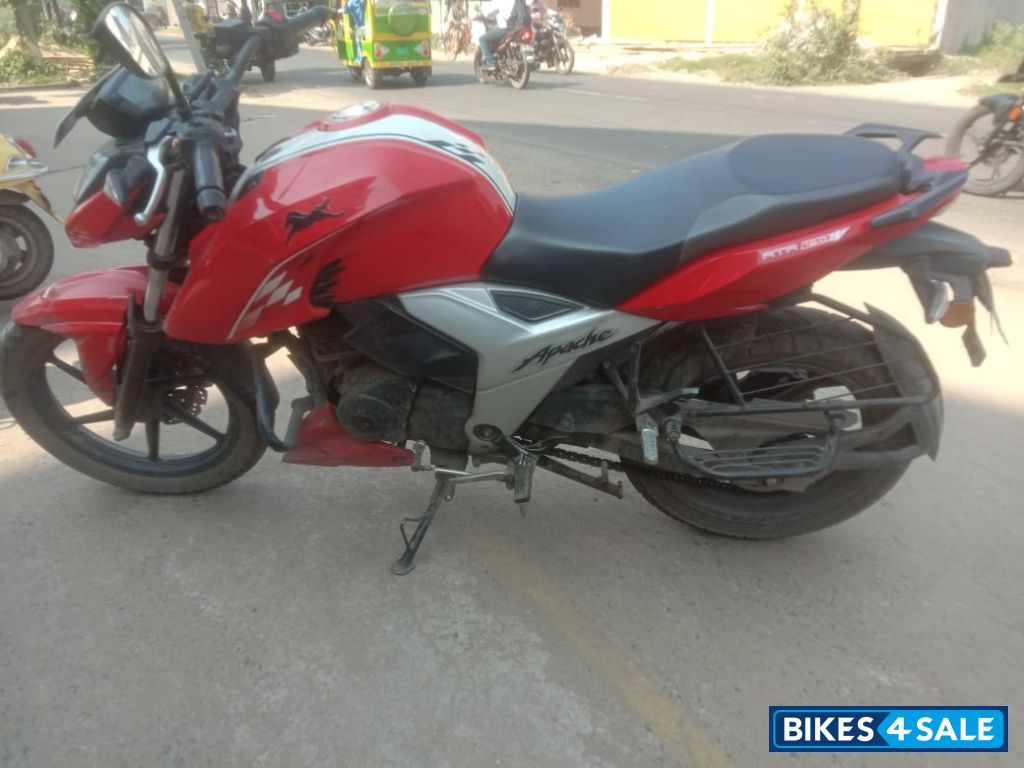 TVS Apache RTR 160 4V
