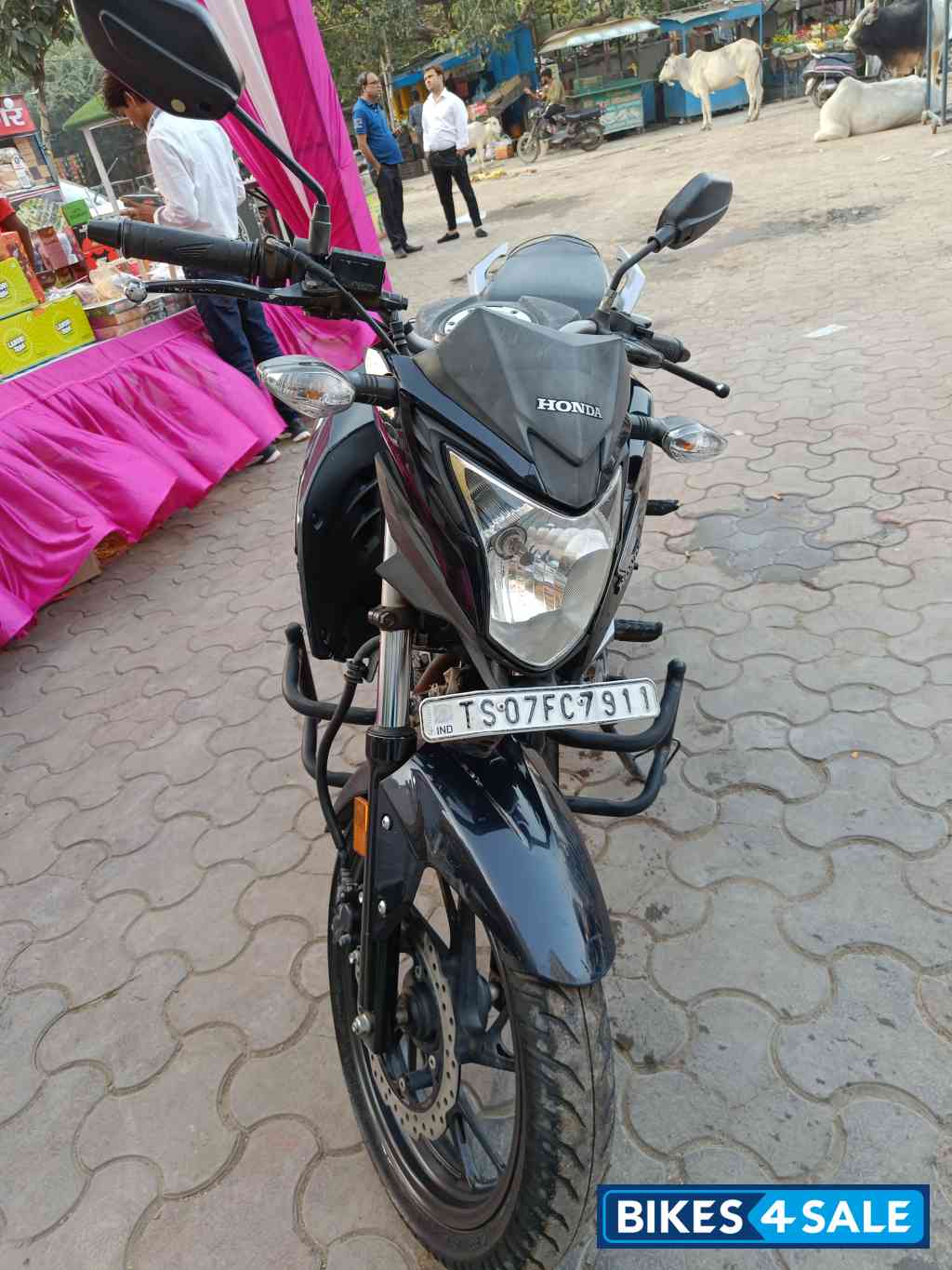 Honda CB Hornet 160R