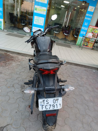 Honda CB Hornet 160R