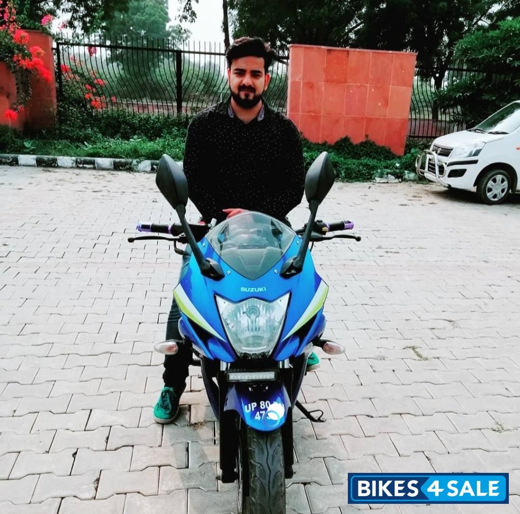 Moto Gp Blue Suzuki Gixxer SF