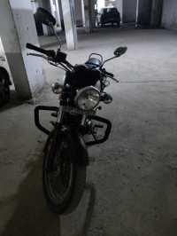 Silver Benelli Imperiale 400 BS6