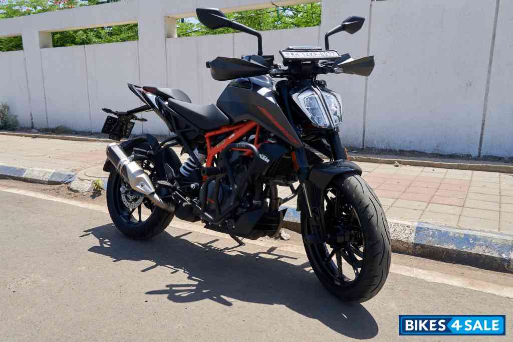 KTM Duke 390 BS6