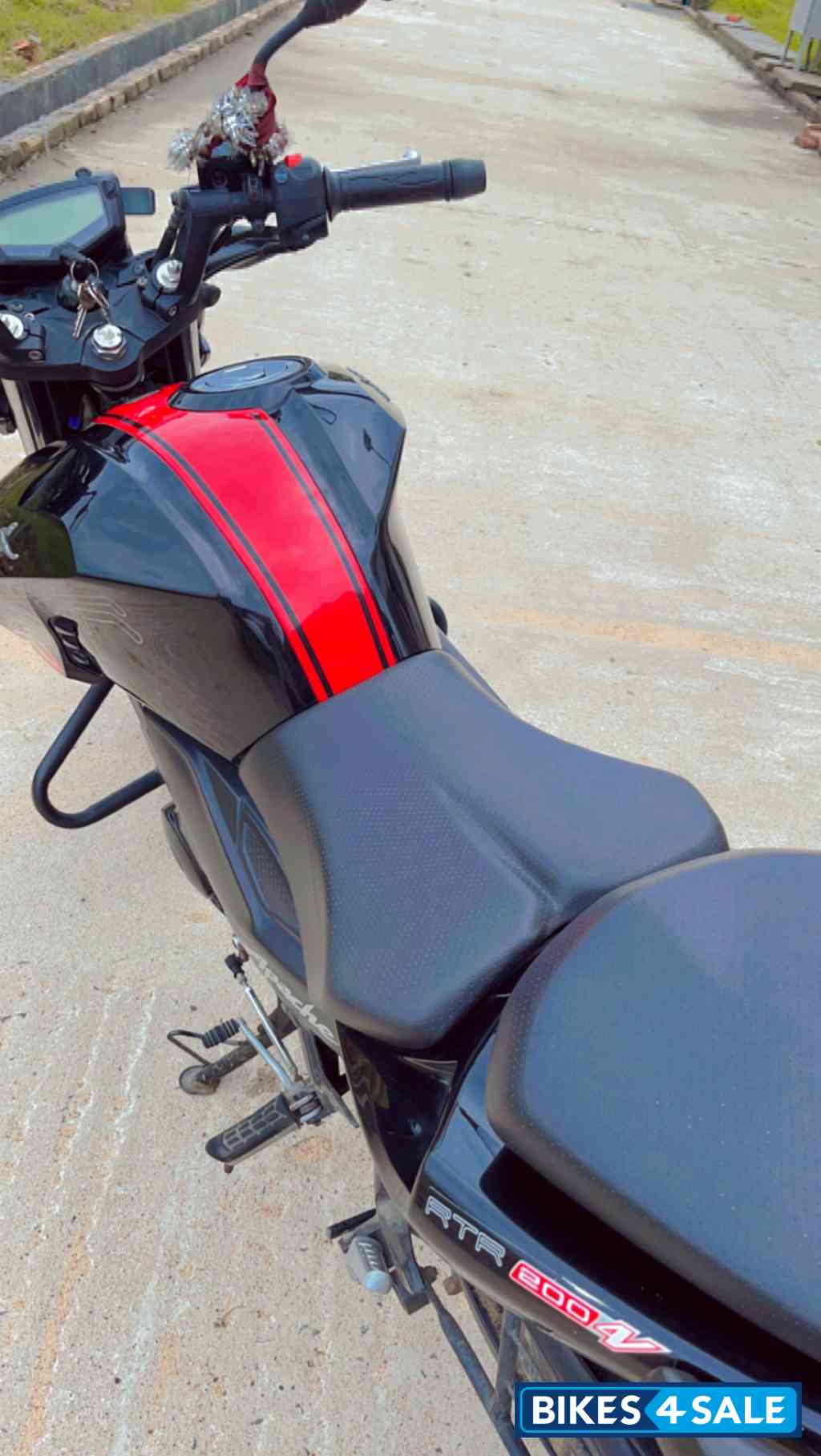 TVS Apache RTR 200 4V ABS