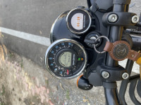 Yellow Royal Enfield Meteor 350