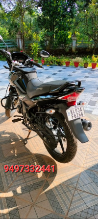 Pearl Igneous Black Honda Unicorn 160 BS6