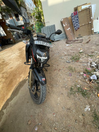 Black/red TVS Apache RTR 200 4V 2022
