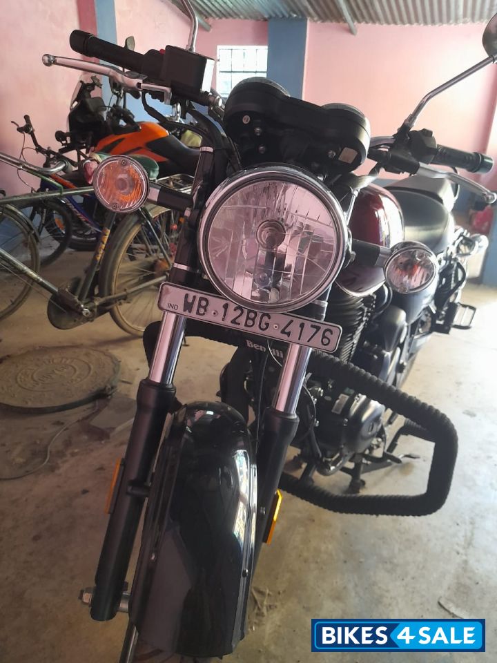 Benelli Imperiale 400 BS6 Benelli Imperiale 400 BS6