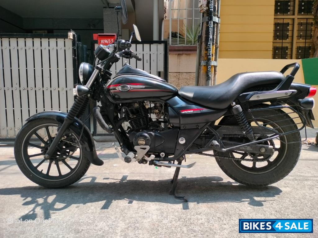 Bajaj Avenger Street 220 BS6