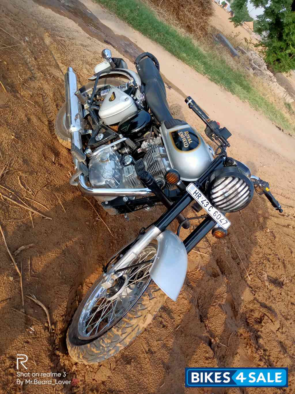 Silver Royal Enfield Classic 350 BS VI