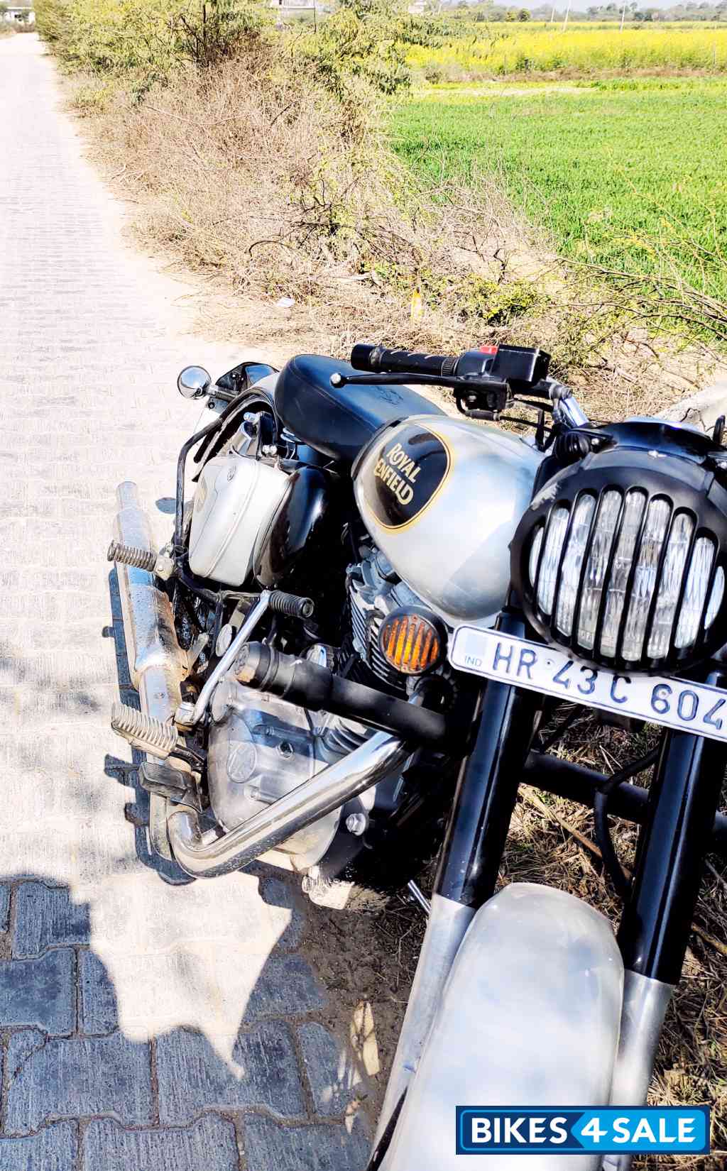 Silver Royal Enfield Classic 350 BS VI