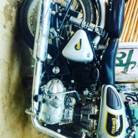 Silver Royal Enfield Classic 350 BS VI