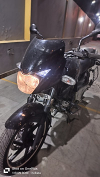 Black Metalic Bajaj Pulsar 200 DTSi