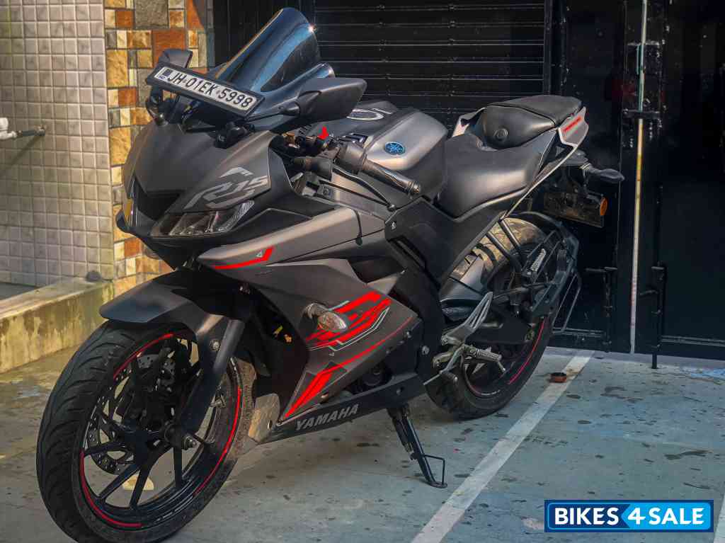 Yamaha YZF R15 V3 BS6
