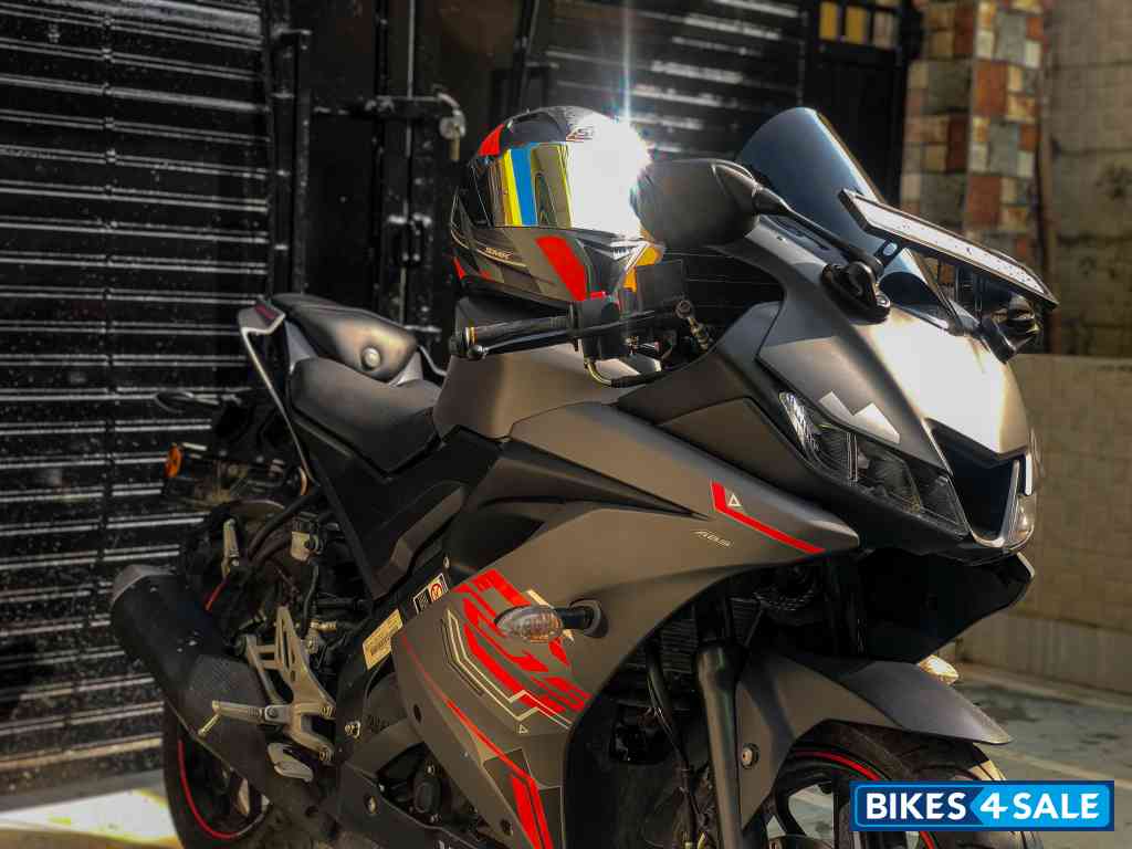 Yamaha YZF R15 V3 BS6