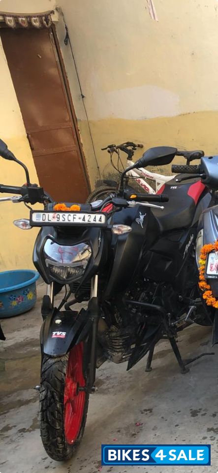 TVS Apache RTR 160 4V Special Edition