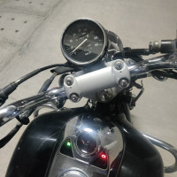 Bajaj Avenger 220 DTS-i