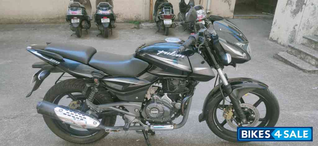 Bajaj Pulsar 180