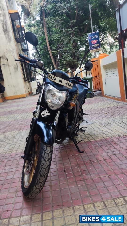 Black Yamaha FZ