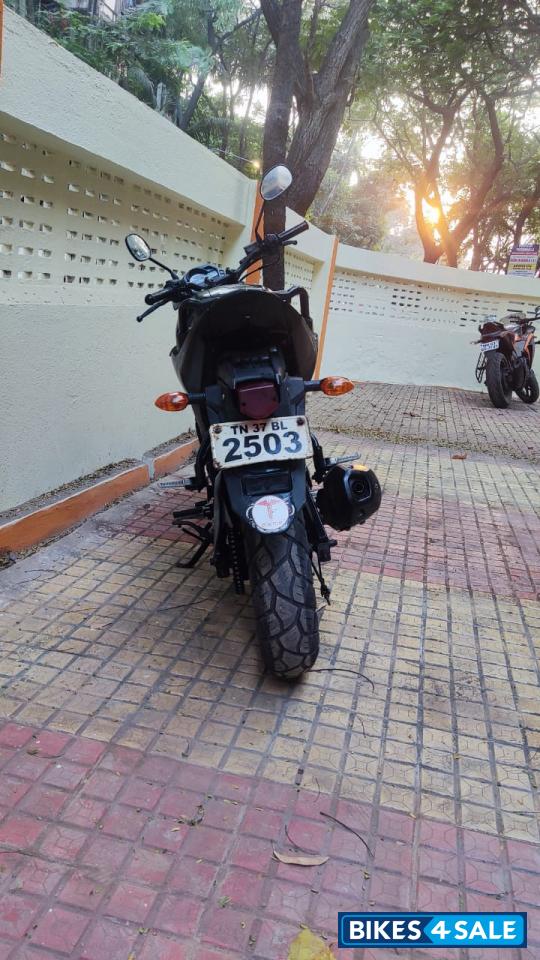 Black Yamaha FZ