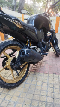 Black Yamaha FZ