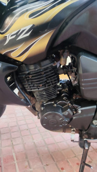 Black Yamaha FZ