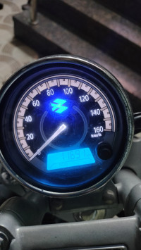 Ebony Black Bajaj Avenger Cruise 220