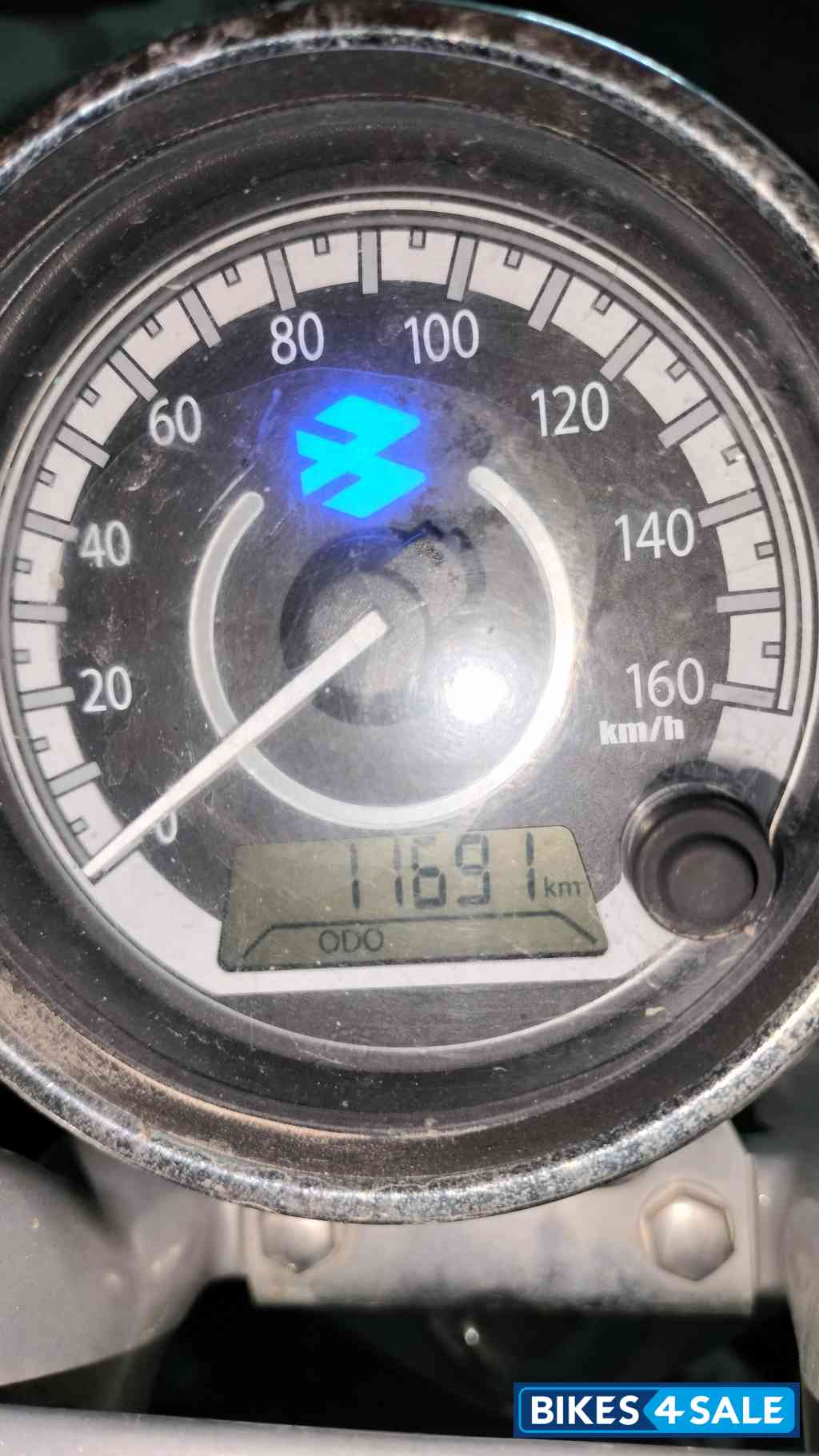 Ebony Black Bajaj Avenger Cruise 220 Ebony Black Bajaj Avenger Cruise 220