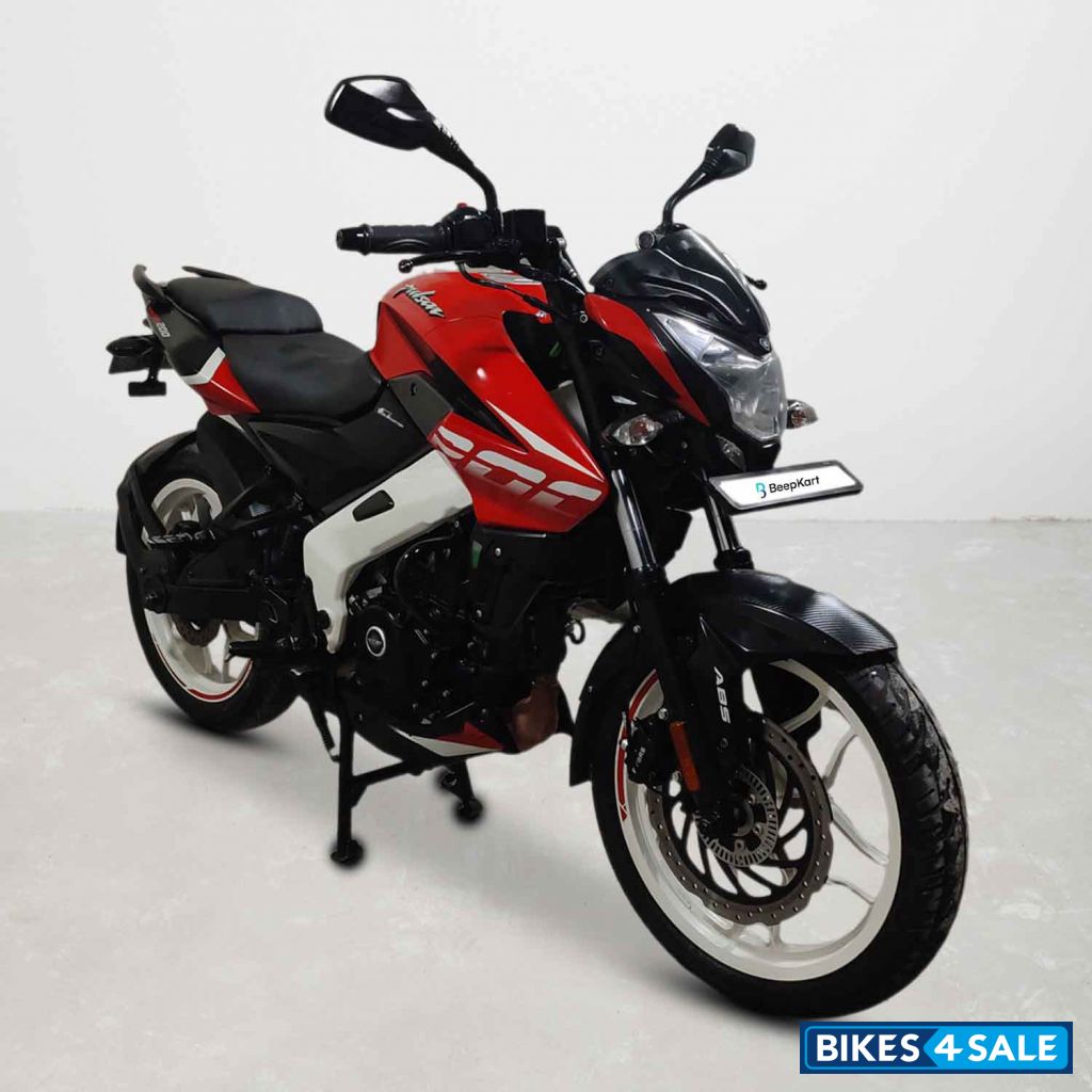 Bajaj Pulsar NS200
