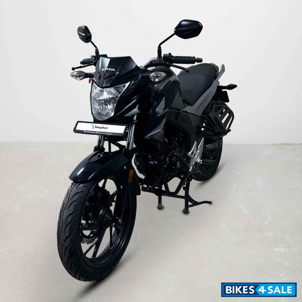 Honda CB Hornet 160R