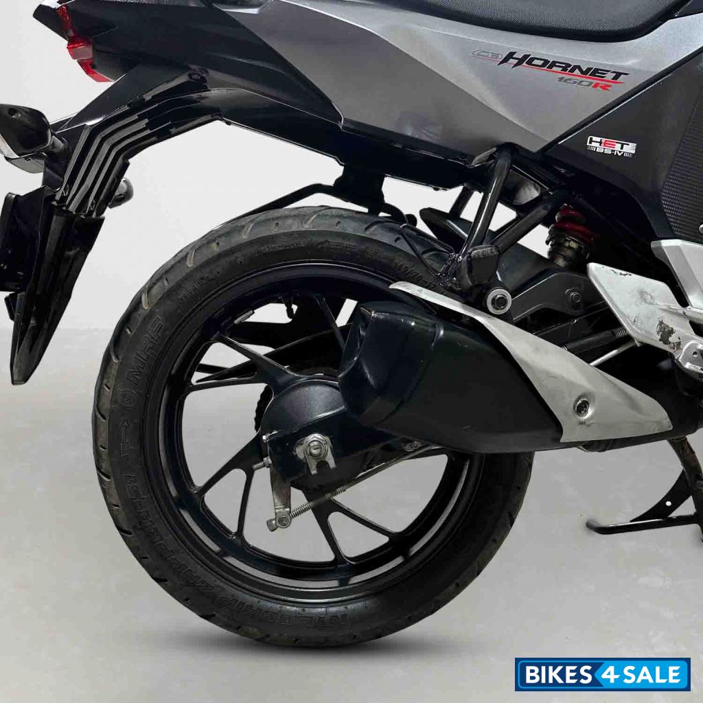 Honda CB Hornet 160R