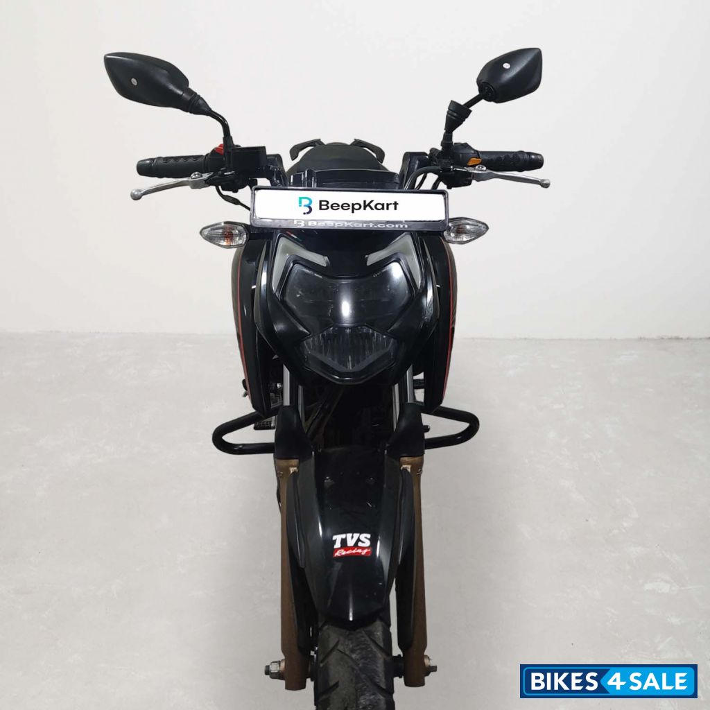 TVS Apache RTR 200 4V