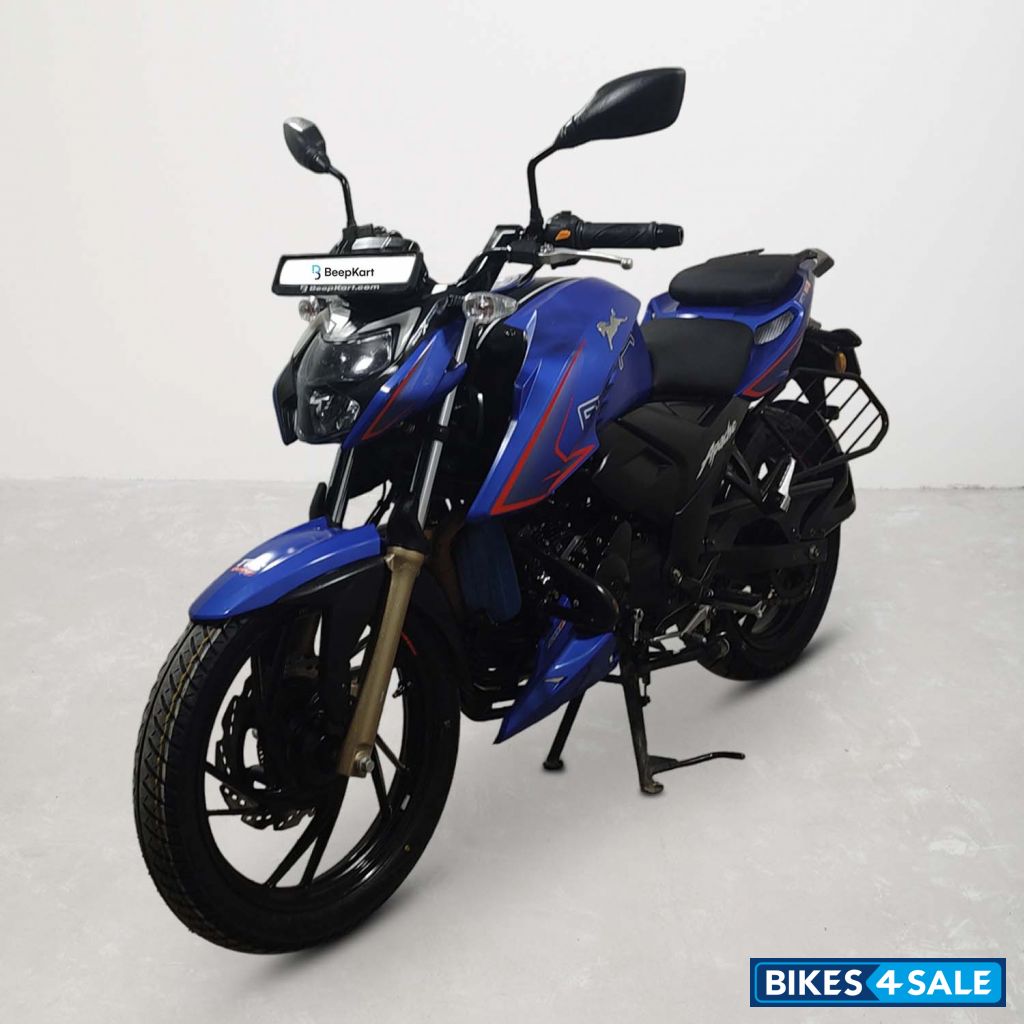 TVS Apache RTR 200 4V