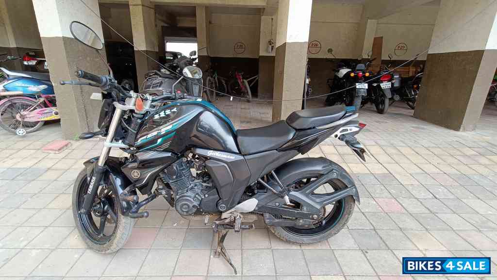 Black Yamaha FZ-S