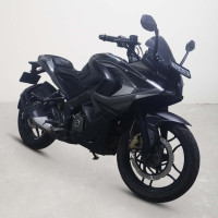 Bajaj Pulsar RS 200
