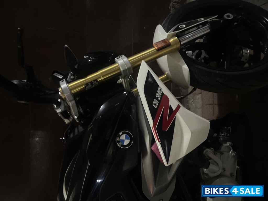 BMW G 310 R