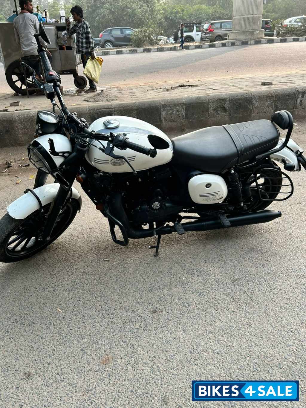 White Jawa 42 Dual Channel ABS Sirius White