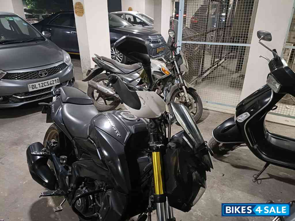 Bajaj Dominar 400