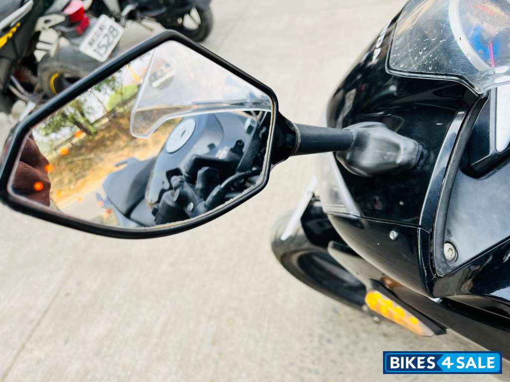 Black Honda CBR 250R ABS Black Honda CBR 250R ABS