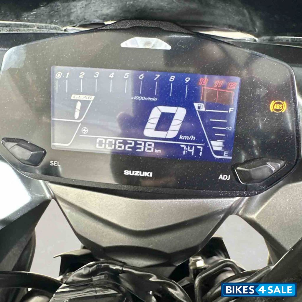 Suzuki Gixxer SF 250