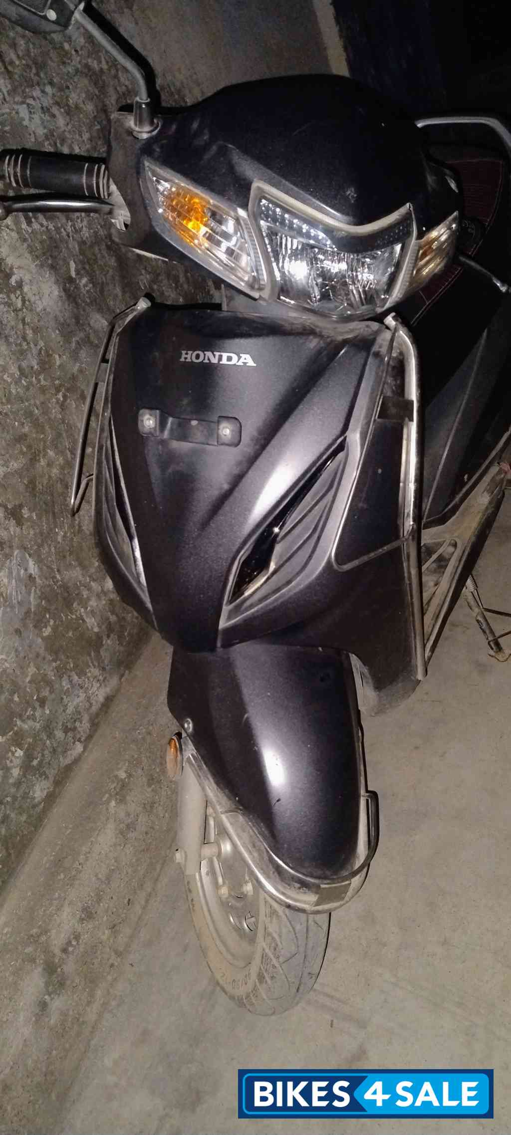 Matt Black Honda Activa 6G Dlx